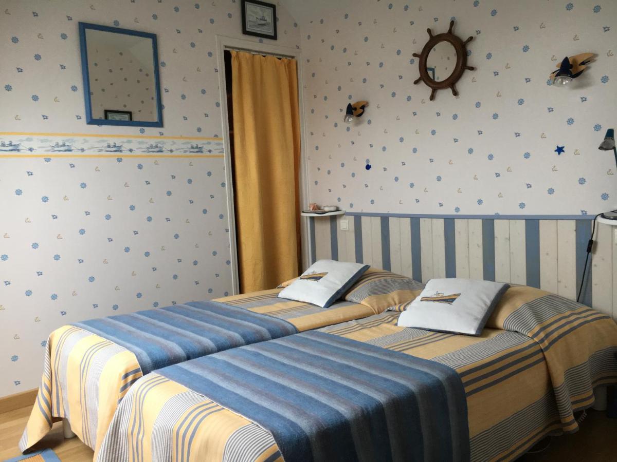 La Maison S'Apelle Le P'Tit Nid 그랑빌 외부 사진